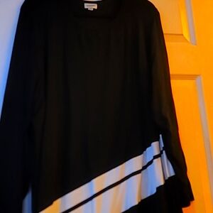 Avenue Asymmetrical tunic sweater size 5XL
